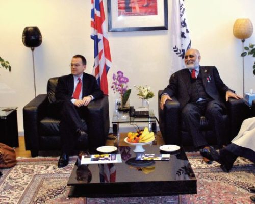 Chairing a meeting between representatives from the US Embassy (Eric Geelan), Foreign and Commonwealth Office (Alison McEwen) and Wifaq ul Madaris Pakistan (Qari Hanif Jalandhry) following a seminar titled “The Vital Dialogue on Interfaith Harmony in Troubled Times”.