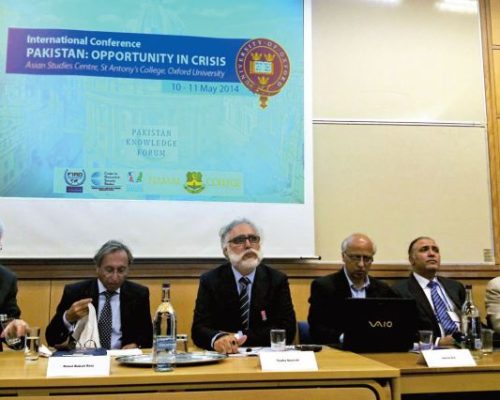 Chairing a session at the International Conference titled “Pakistan: Opportunities in Crisis” in partnership with Oxford University. R-L: Owen Bennett-Jones (BBC journalist), Dr. Rasul Bakhsh Rais (Institute of Strategic Studies Islamabad), Imtiaz Gul (Executive Director, CRSS), Dr. Tahir Wasti (solicitor) and Mosharraf Zaidi (analyst).