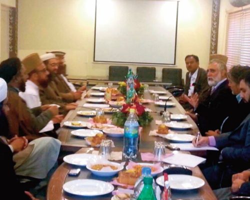 Seminar on Interfaith Harmony with Wafaq ul Madaris Pakistan General Secretary Qari Hanif Jhalandry, Moon Sighting Committee Mufti Muneeb ur Rehman, Catriona Robertson and Rev. Rana Khan are present for the SGCS Minority-Majority Project.