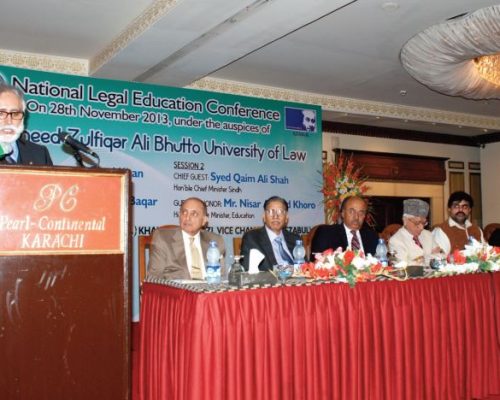 Speaking on counter terrorism and extremism laws in the UK at the International Conference on Legal Education hosted by SZAB University of Law in Karachi. On the stage: Nisar Khoro Education Minister Sindh, former Chairman Election Commission Justice Retd. Hamid Khan and Vice Chancellor Justice Retd. Qazi Khalid.